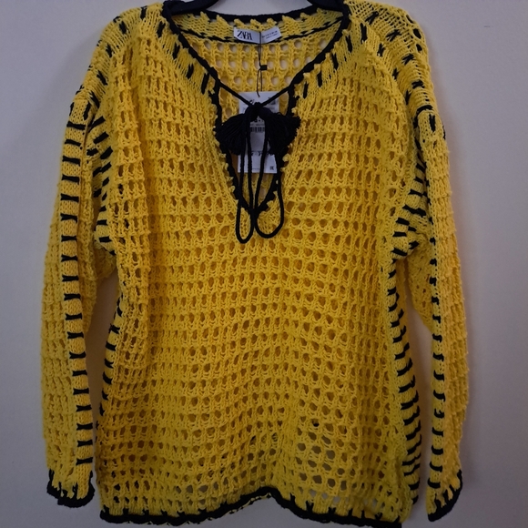 Zara Sweaters - Zara Yellow Crew Neck Sweater with Cable-Knit Texture Size S